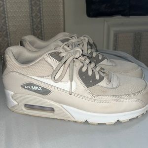 Nike air max womans size 8